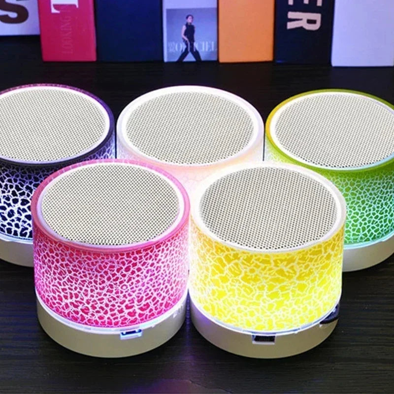 مكبر صوت بلوتوث صغير مكبر صوت لاسلكي بإضاءة LED متصدعة